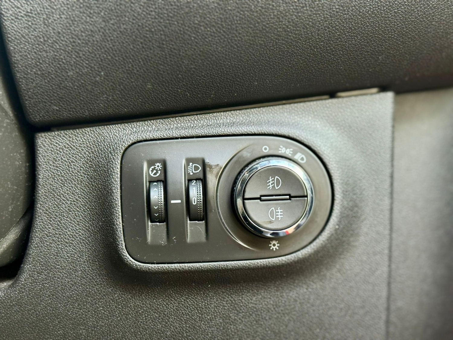 Used Vauxhall Corsa 2016 for sale - 76750194: Photo 83