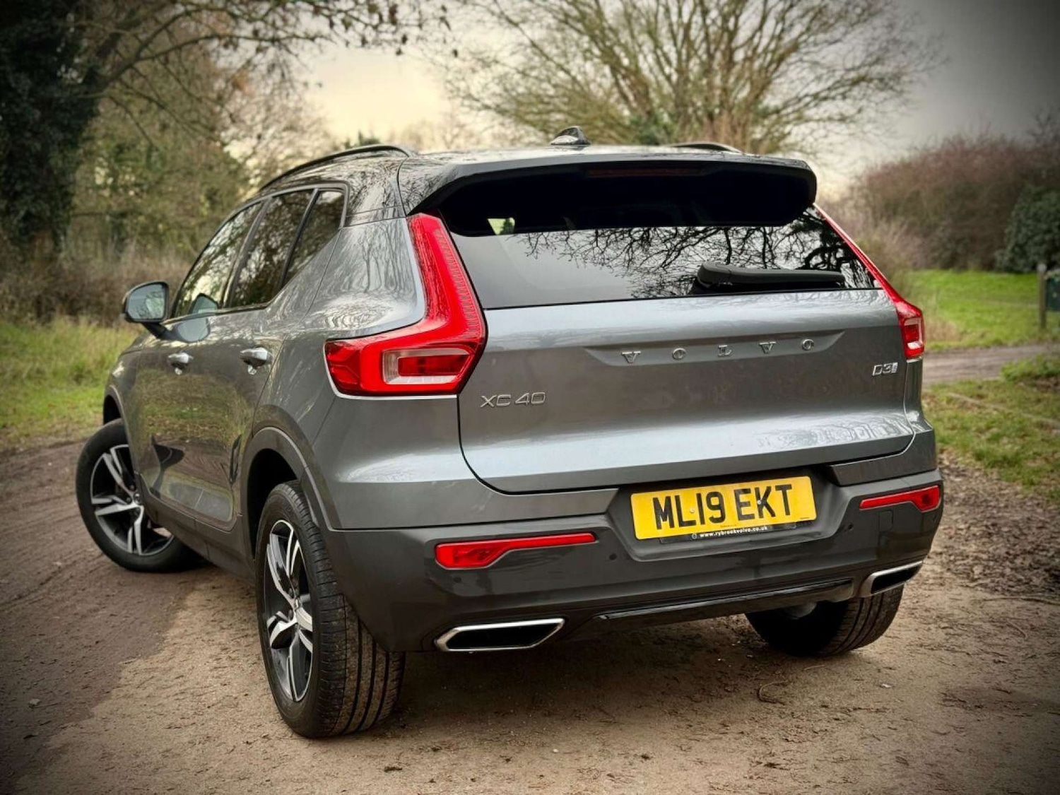 Used Volvo XC40 2019 for sale - 77270962: Photo 2