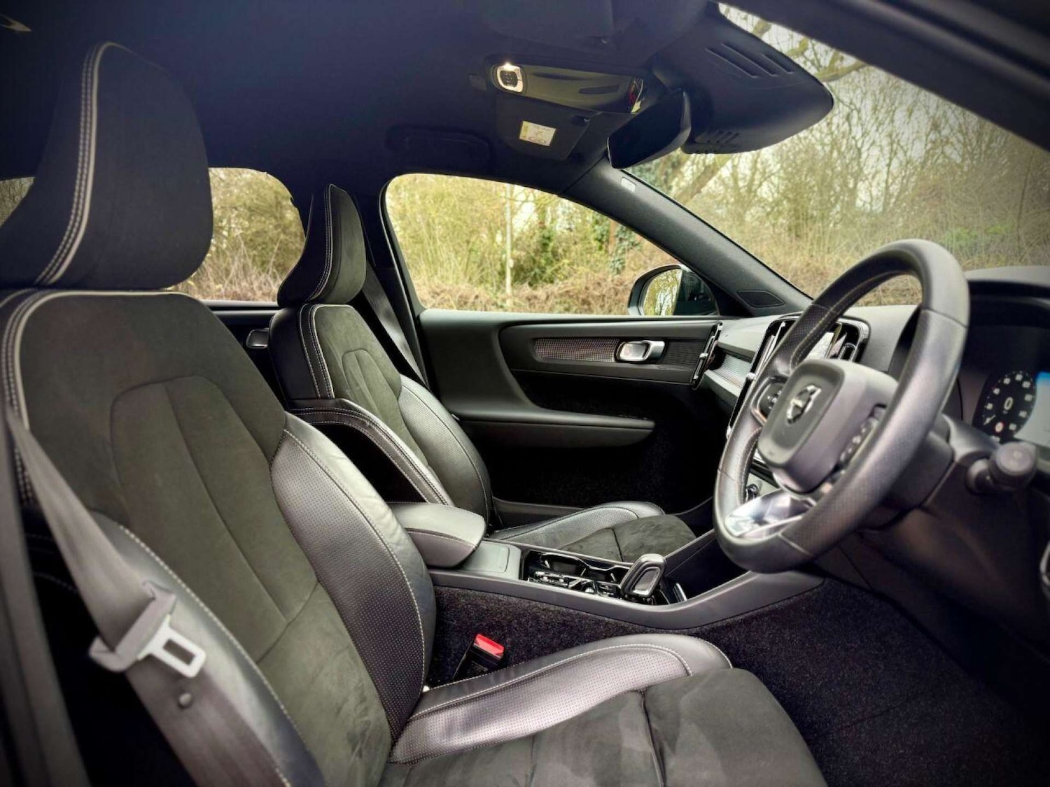 Used Volvo XC40 2019 for sale - 77270962: Photo 46