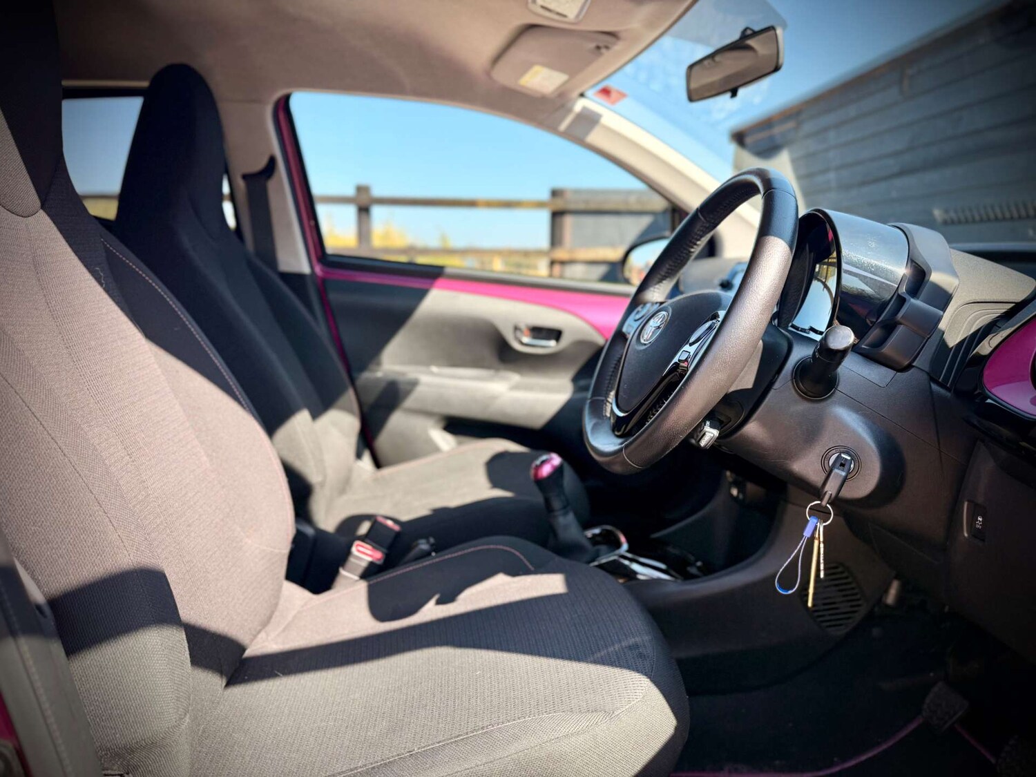 Used Toyota AYGO 2018 for sale - 77963192: Photo 24