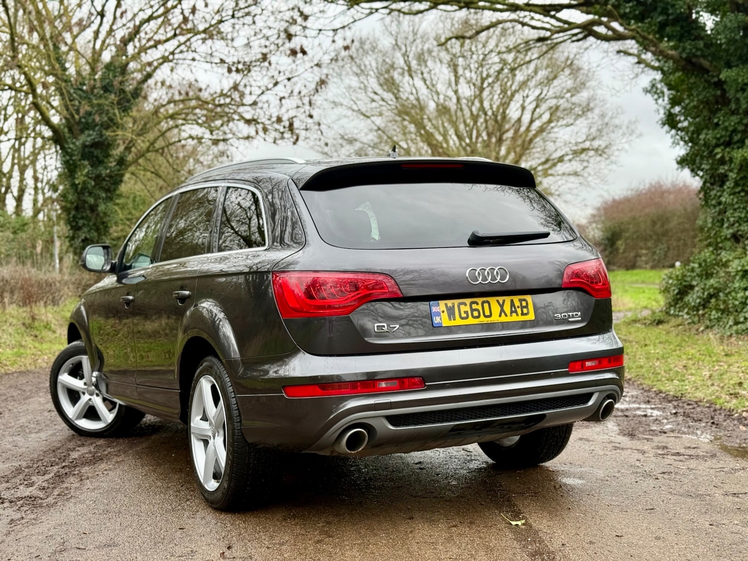 Used Audi Q7 2010 for sale - 77189556: Photo 2