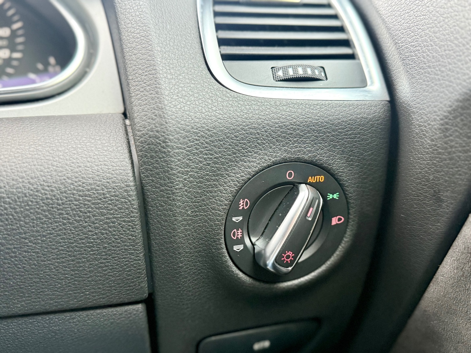 Used Audi Q7 2010 for sale - 77189556: Photo 20