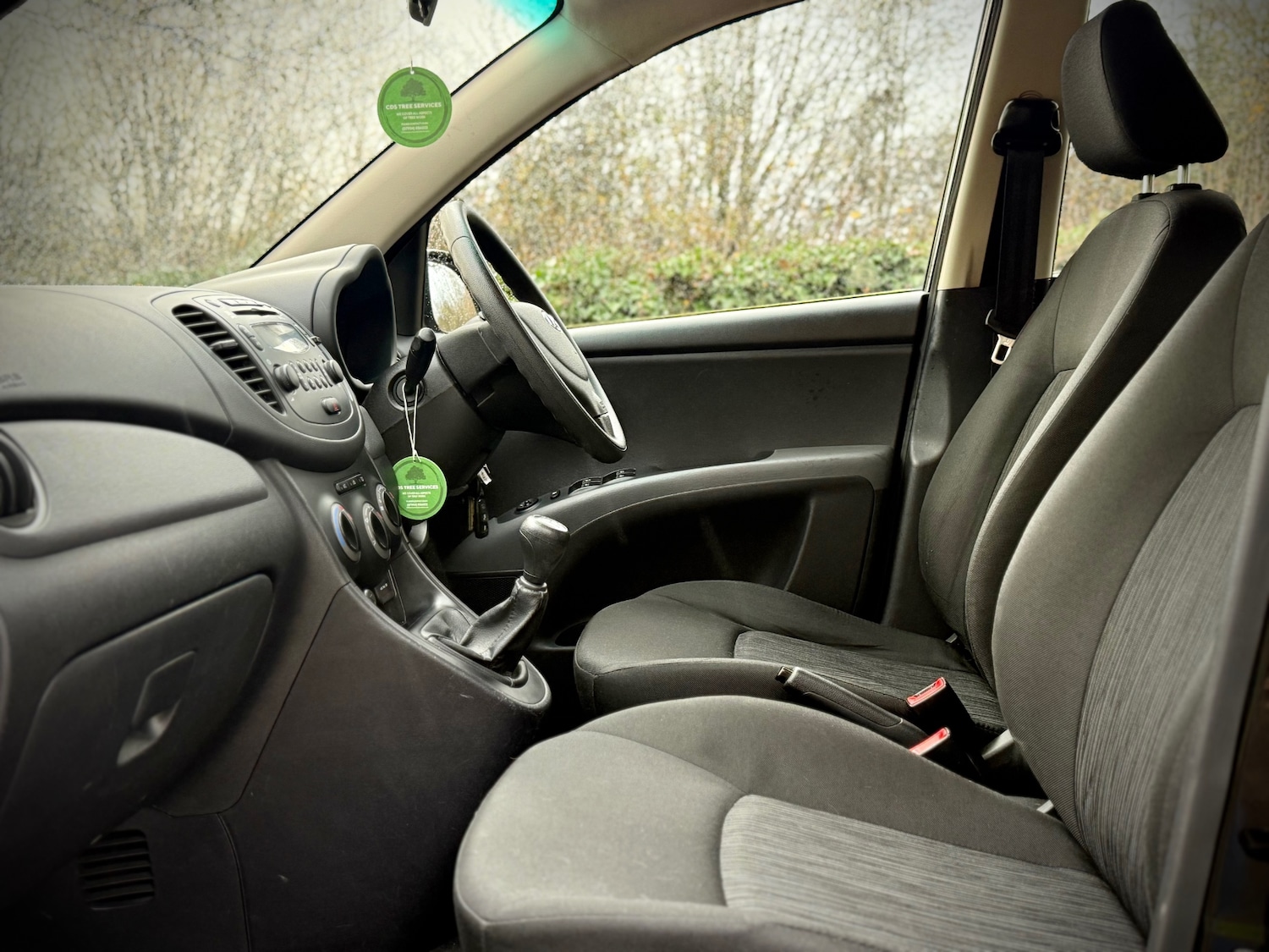 Used Hyundai i10 2014 for sale - 76854748: Photo 40