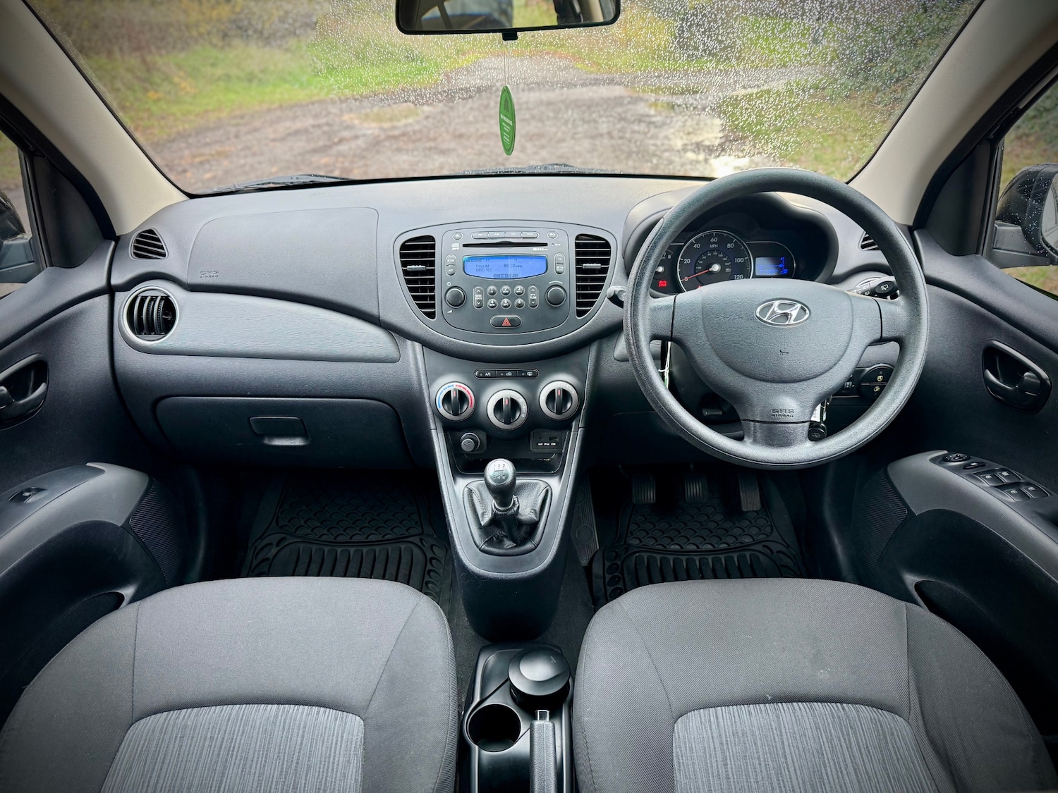 Used Hyundai i10 2014 for sale - 76854748: Photo 51