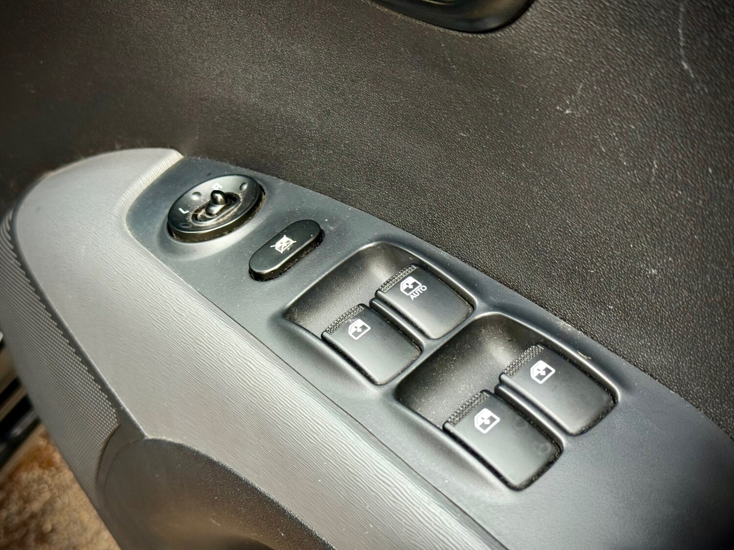 Used Hyundai i10 2014 for sale - 76854748: Photo 61