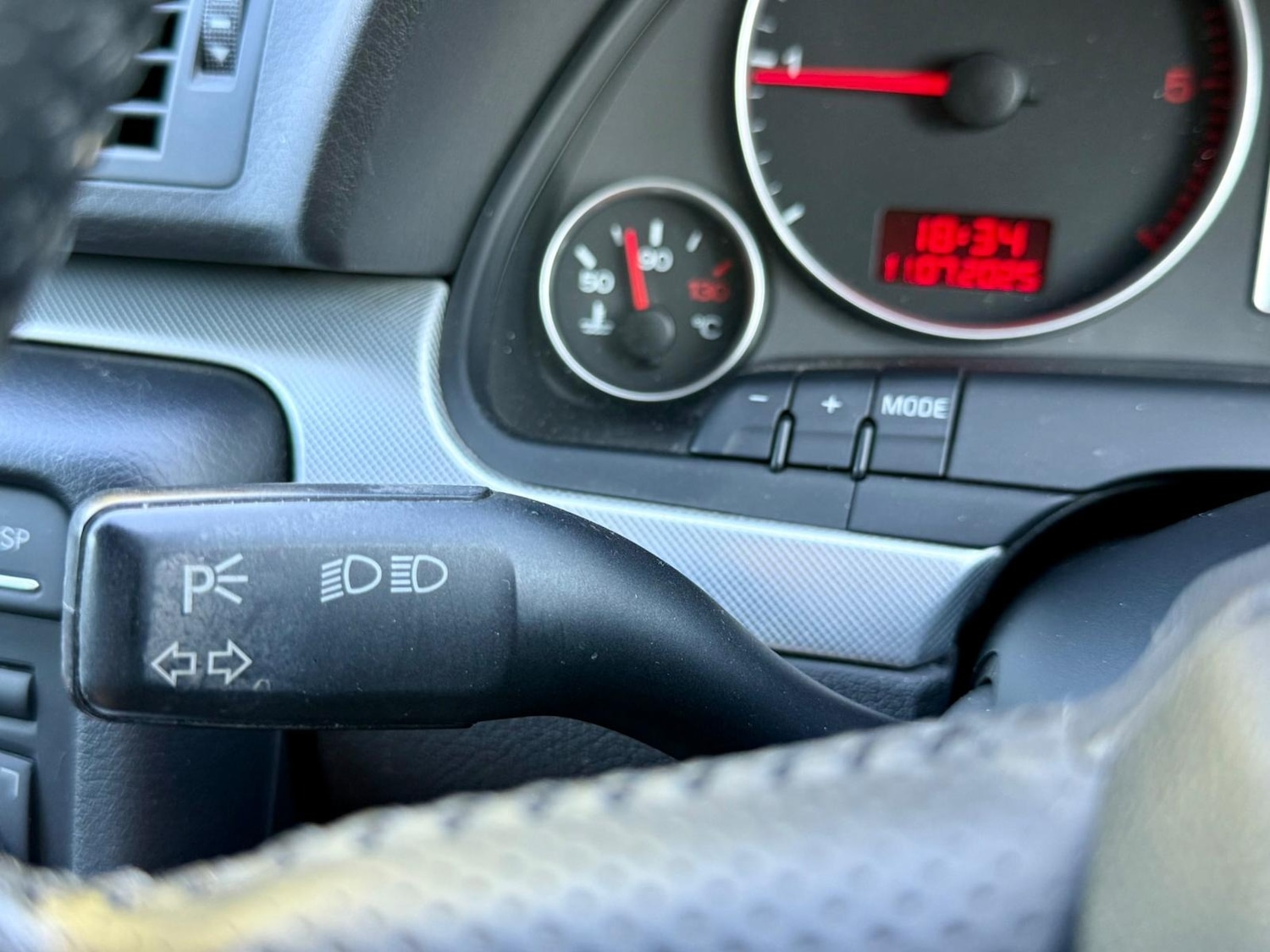 Vehicle 83
