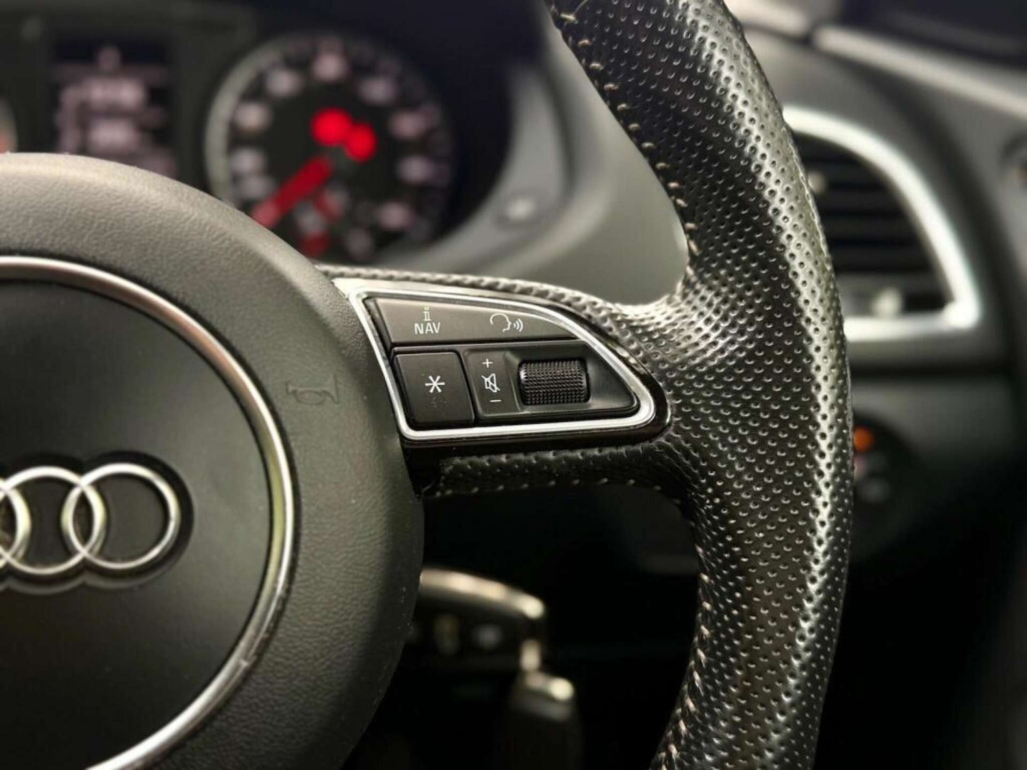 Used Audi Q3 2016 for sale - 77270967: Photo 70