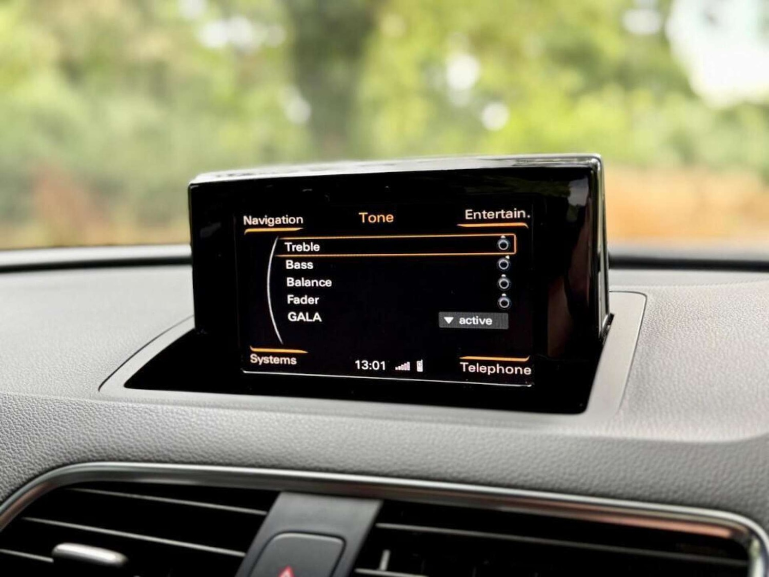 Used Audi Q3 2016 for sale - 77270967: Photo 90