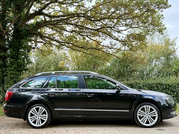 Used Skoda Superb 2013 for sale - 76225461: Photo 11