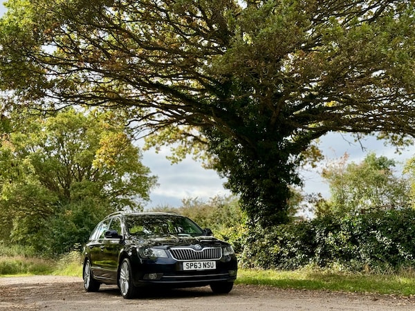 Used Skoda Superb 2013 for sale - 76225461: Photo 14