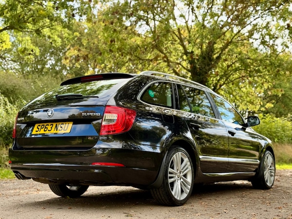 Used Skoda Superb 2013 for sale - 76225461: Photo 30