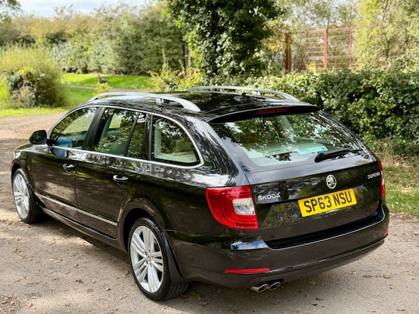 Used Skoda Superb 2013 for sale - 76225461: Photo 40
