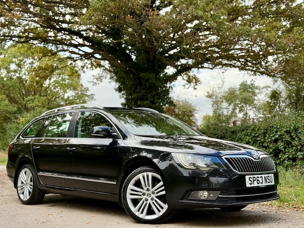 Used Skoda Superb 2013 for sale - 76225461: Photo 42