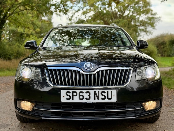 Used Skoda Superb 2013 for sale - 76225461: Photo 44