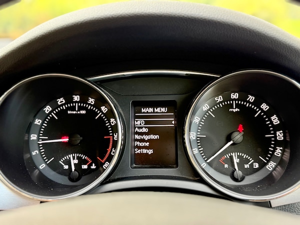 Used Skoda Superb 2013 for sale - 76225461: Photo 66