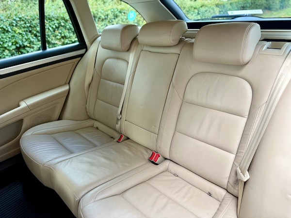 Used Skoda Superb 2013 for sale - 76225461: Photo 85