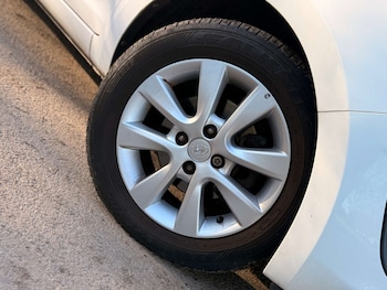 Used Hyundai i20 2014 for sale - 77403475: Photo