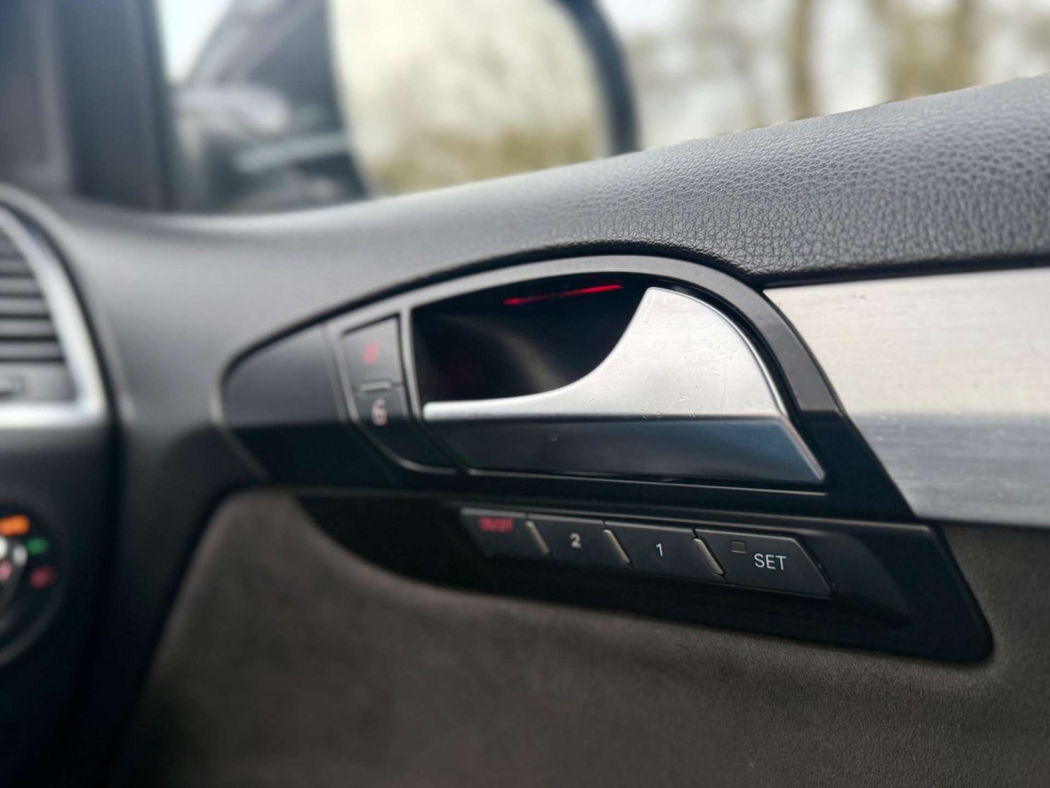 Used Audi Q7 2010 for sale - 77270961: Photo 25