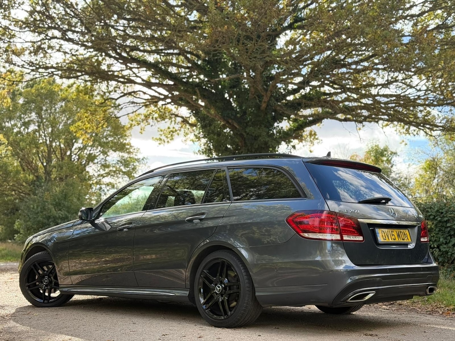 Used Mercedes-Benz E Class 2015 for sale - 76362883: Photo 26