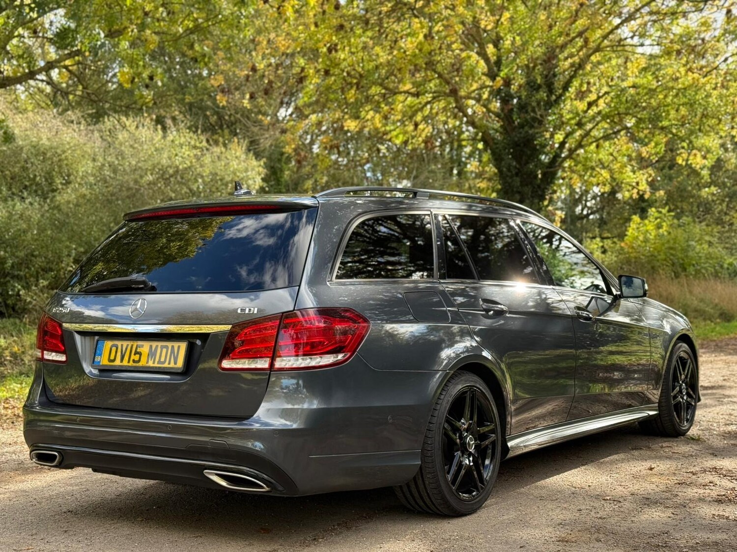 Used Mercedes-Benz E Class 2015 for sale - 76362883: Photo 36