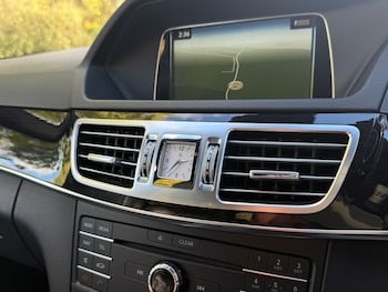 Used Mercedes-Benz E Class 2015 for sale - 76362883: Photo