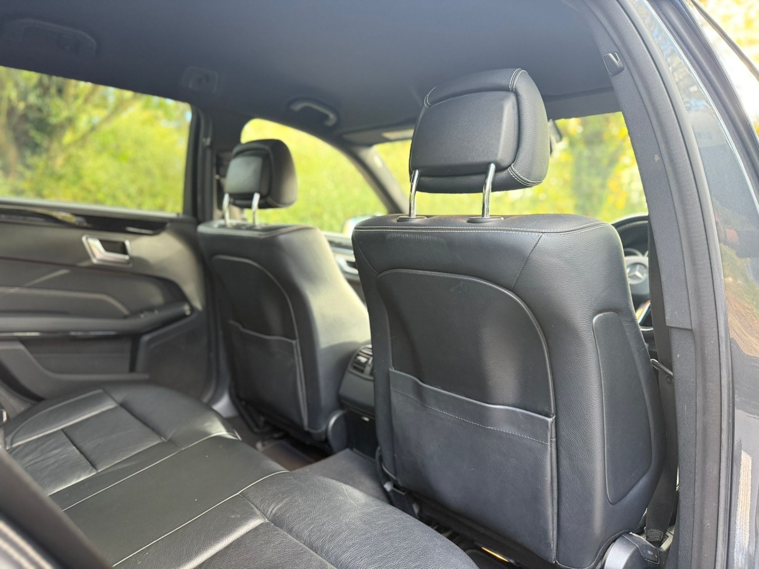 Used Mercedes-Benz E Class 2015 for sale - 76362883: Photo 65