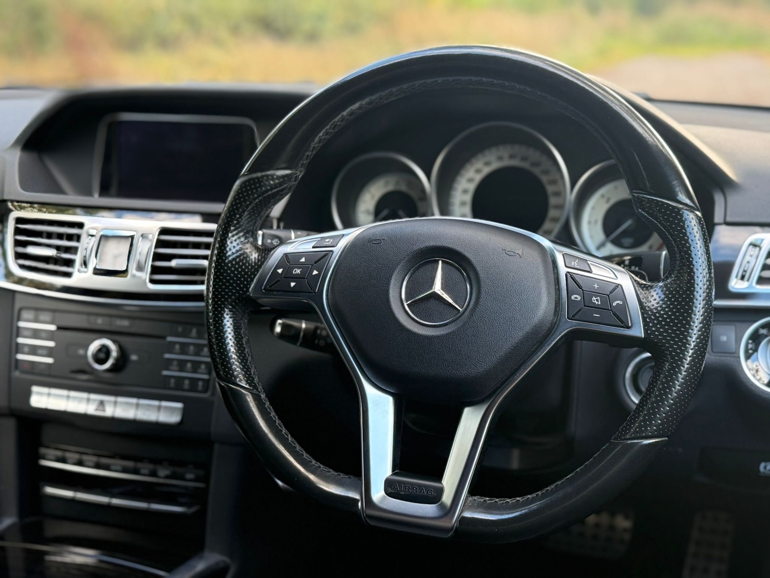 Used Mercedes-Benz E Class 2015 for sale - 76362883: Photo 78