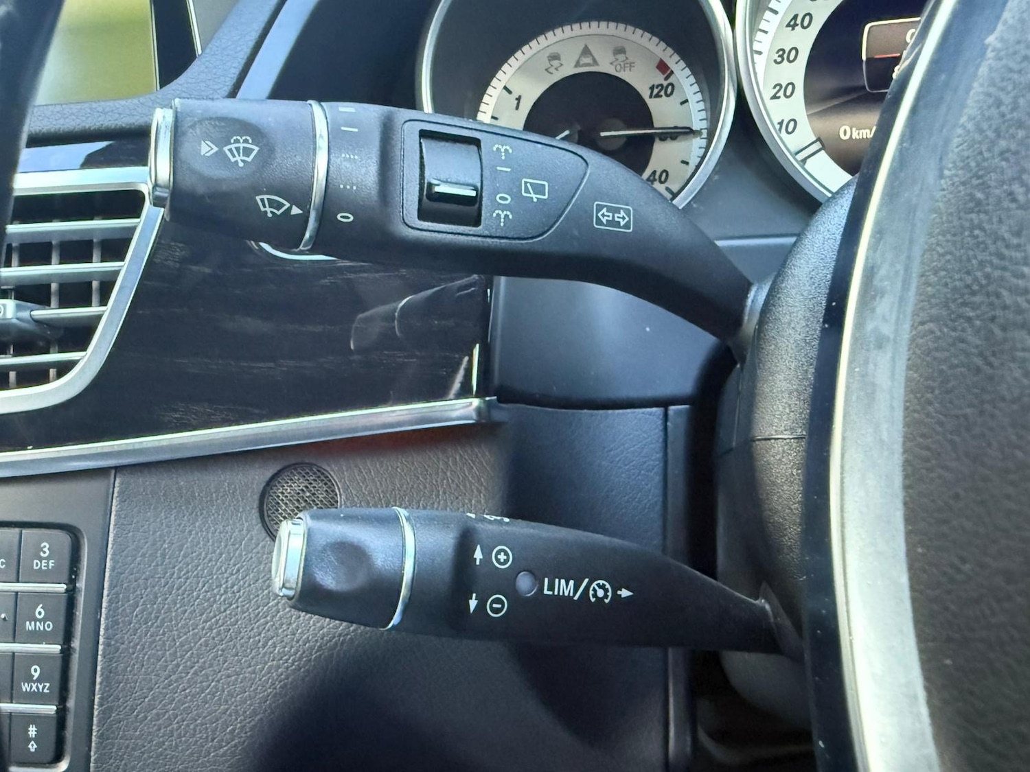 Used Mercedes-Benz E Class 2015 for sale - 76362883: Photo 83