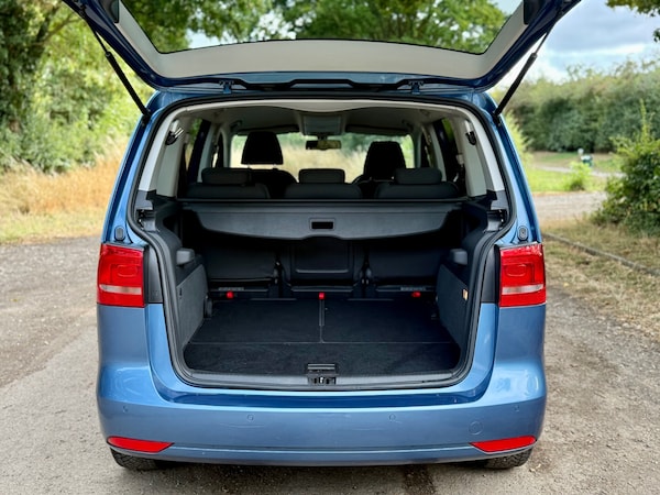 Used Volkswagen Touran 2012 for sale - 75711579: Photo 38