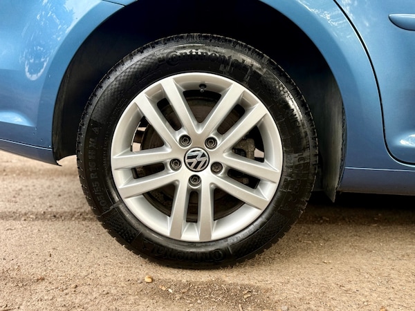 Used Volkswagen Touran 2012 for sale - 75711579: Photo 41