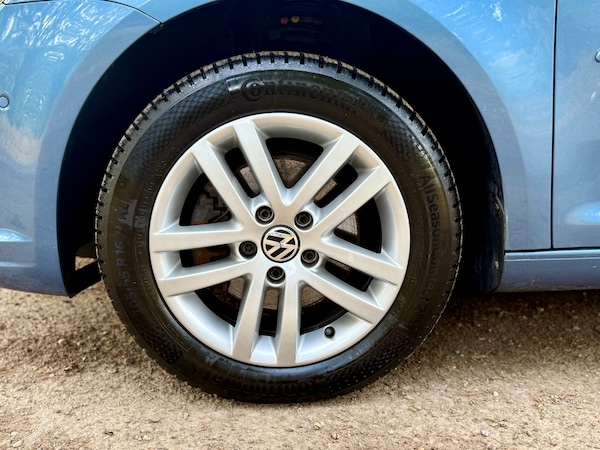 Used Volkswagen Touran 2012 for sale - 75711579: Photo 42