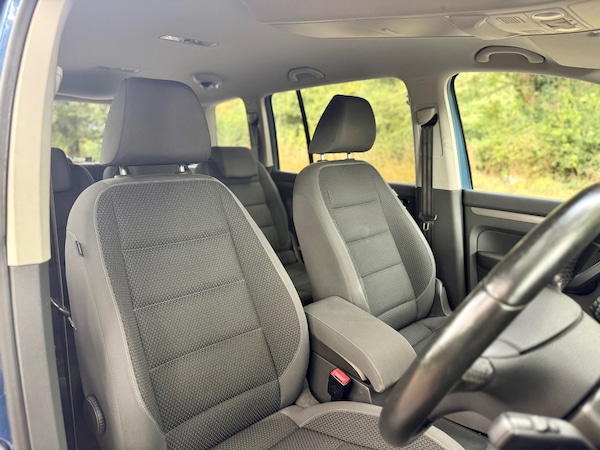Used Volkswagen Touran 2012 for sale - 75711579: Photo 49