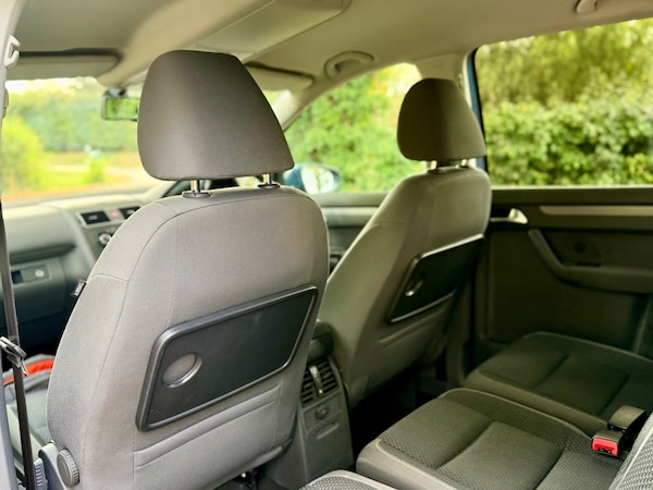 Used Volkswagen Touran 2012 for sale - 75711579: Photo 60