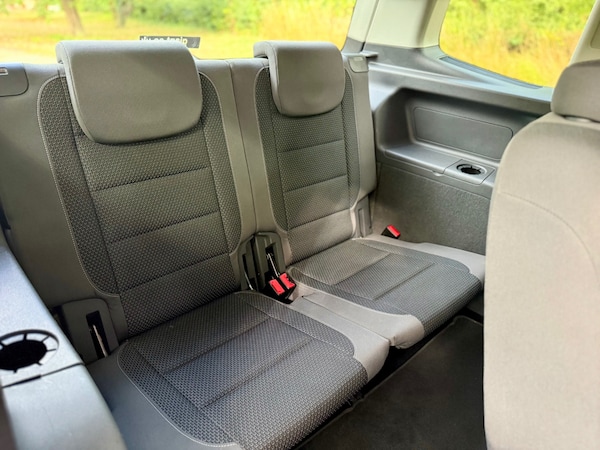 Used Volkswagen Touran 2012 for sale - 75711579: Photo 62