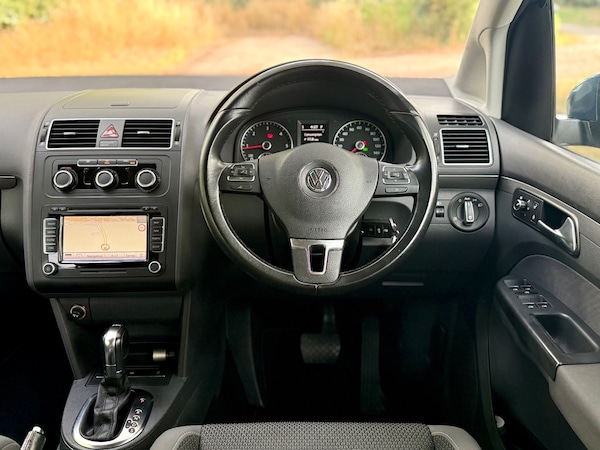 Used Volkswagen Touran 2012 for sale - 75711579: Photo 66