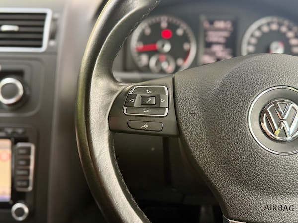 Used Volkswagen Touran 2012 for sale - 75711579: Photo 69