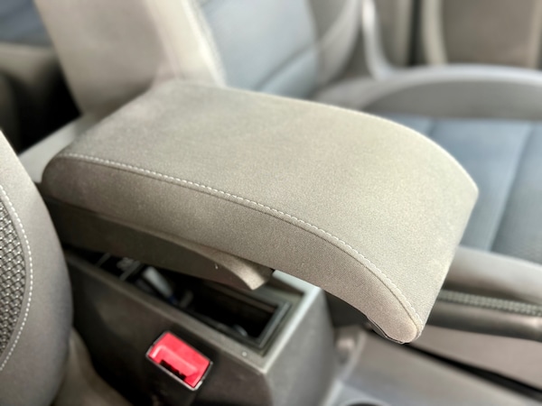 Used Volkswagen Touran 2012 for sale - 75711579: Photo 75