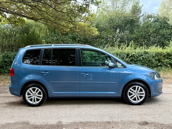 Used Volkswagen Touran 2012 for sale - 75711579: Photo 9