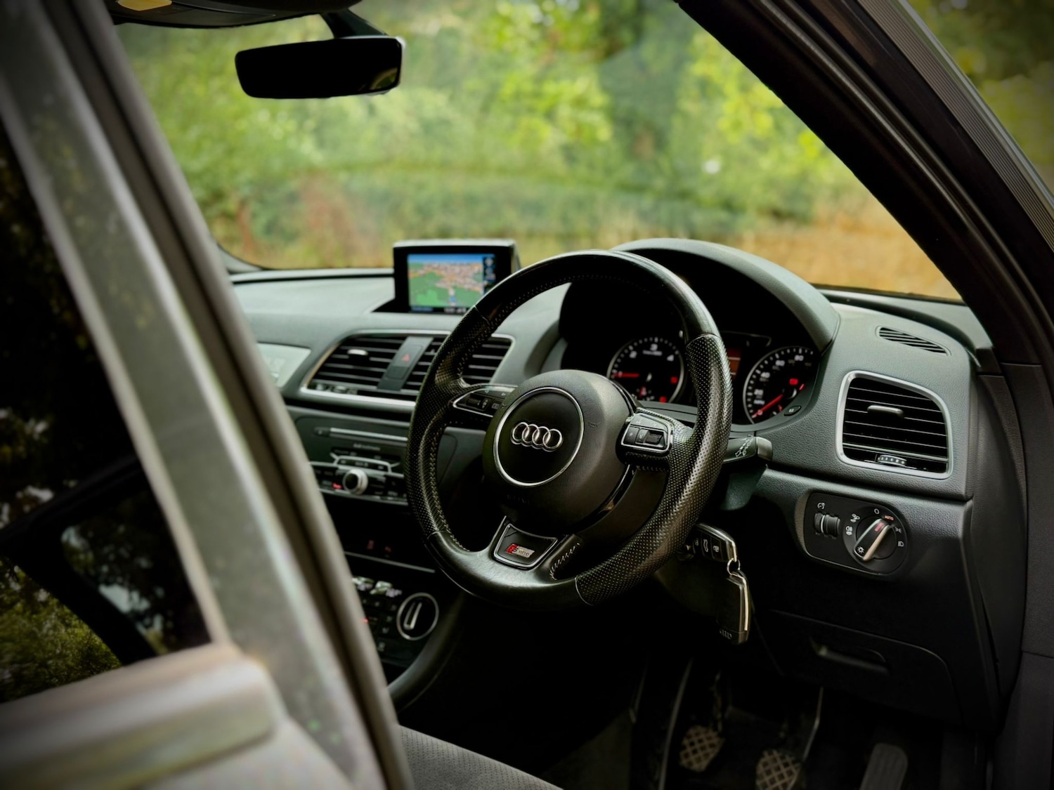 Used Audi Q3 2016 for sale - 76750331: Photo 3