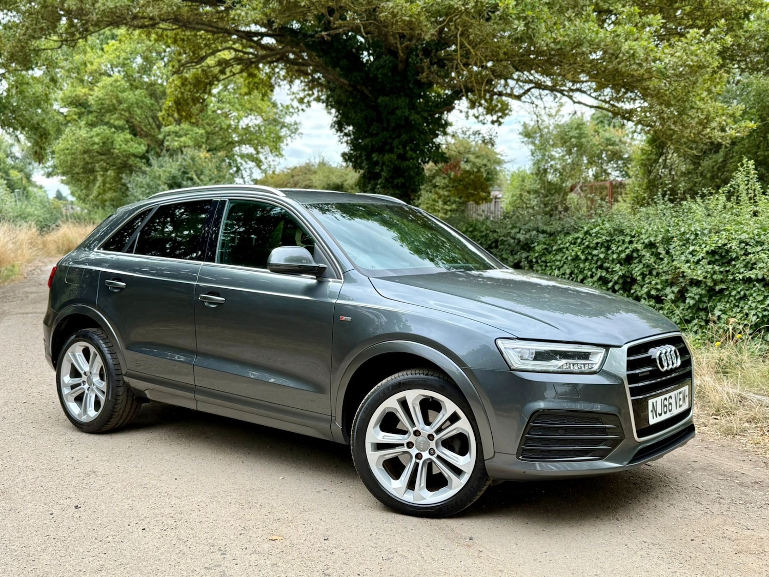 Used Audi Q3 2016 for sale - 76750331: Photo 35