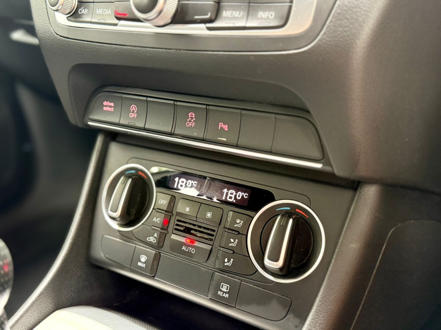 Used Audi Q3 2016 for sale - 76750331: Photo 45