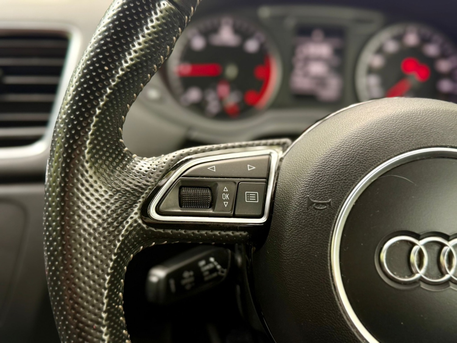 Used Audi Q3 2016 for sale - 76750331: Photo 60