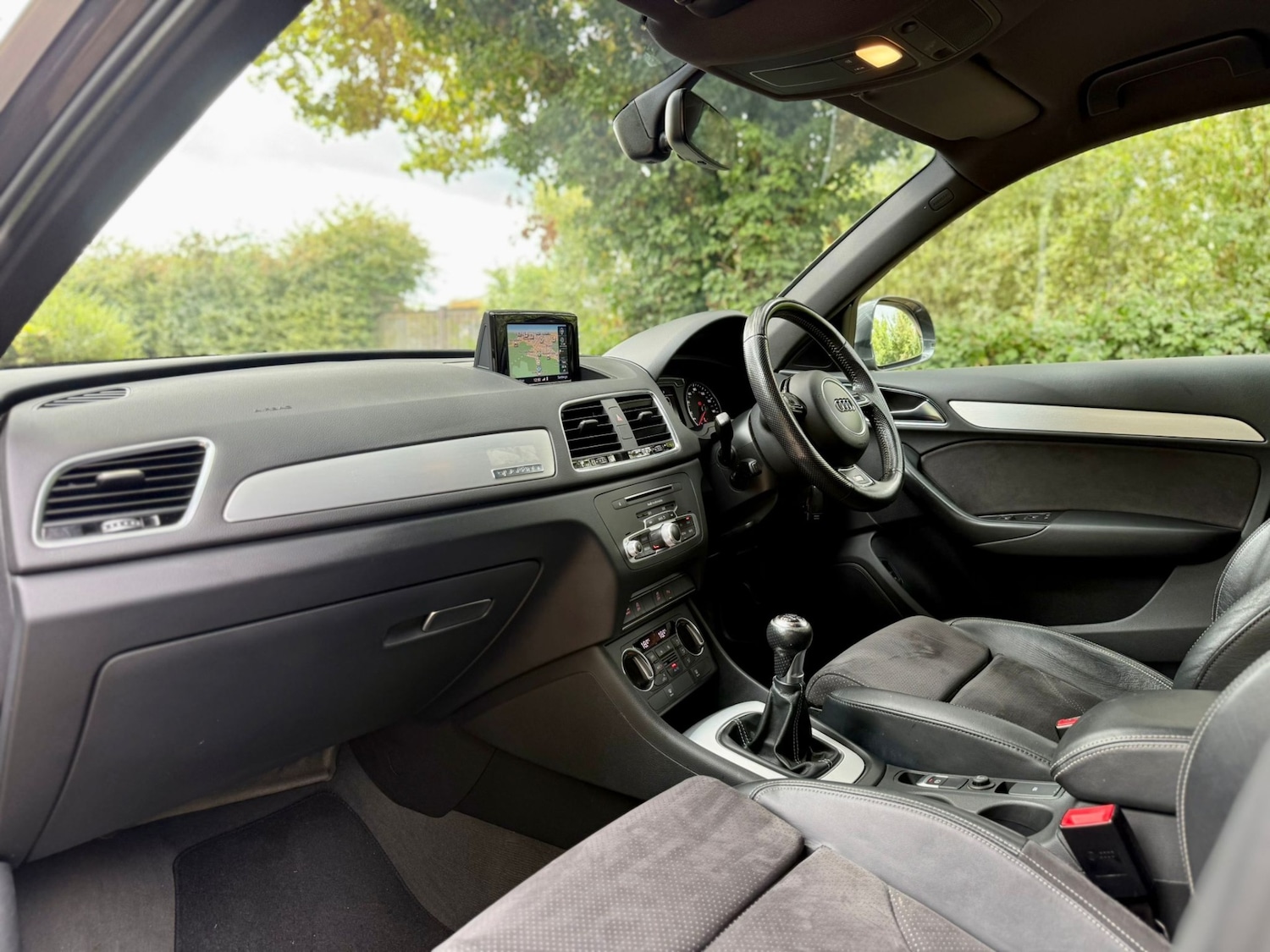 Used Audi Q3 2016 for sale - 76750331: Photo 75