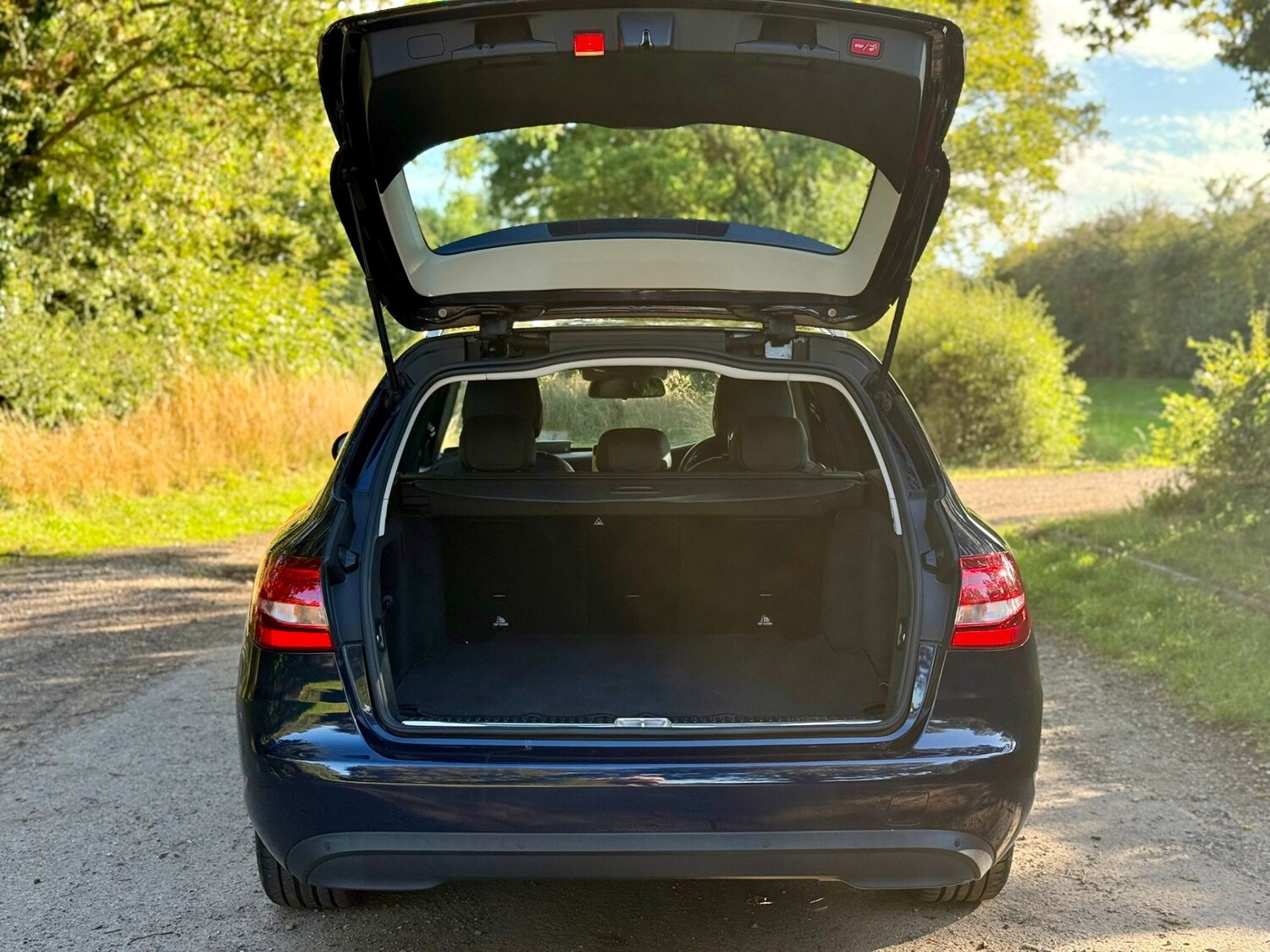 Used Mercedes-Benz C Class 2017 for sale - 76751993: Photo 49