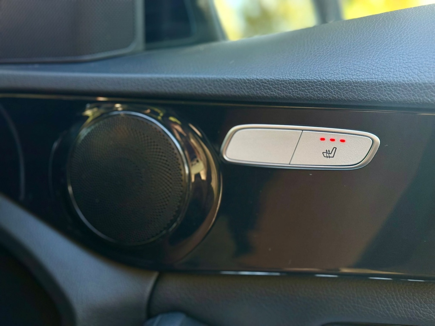 Used Mercedes-Benz C Class 2017 for sale - 76751993: Photo 6