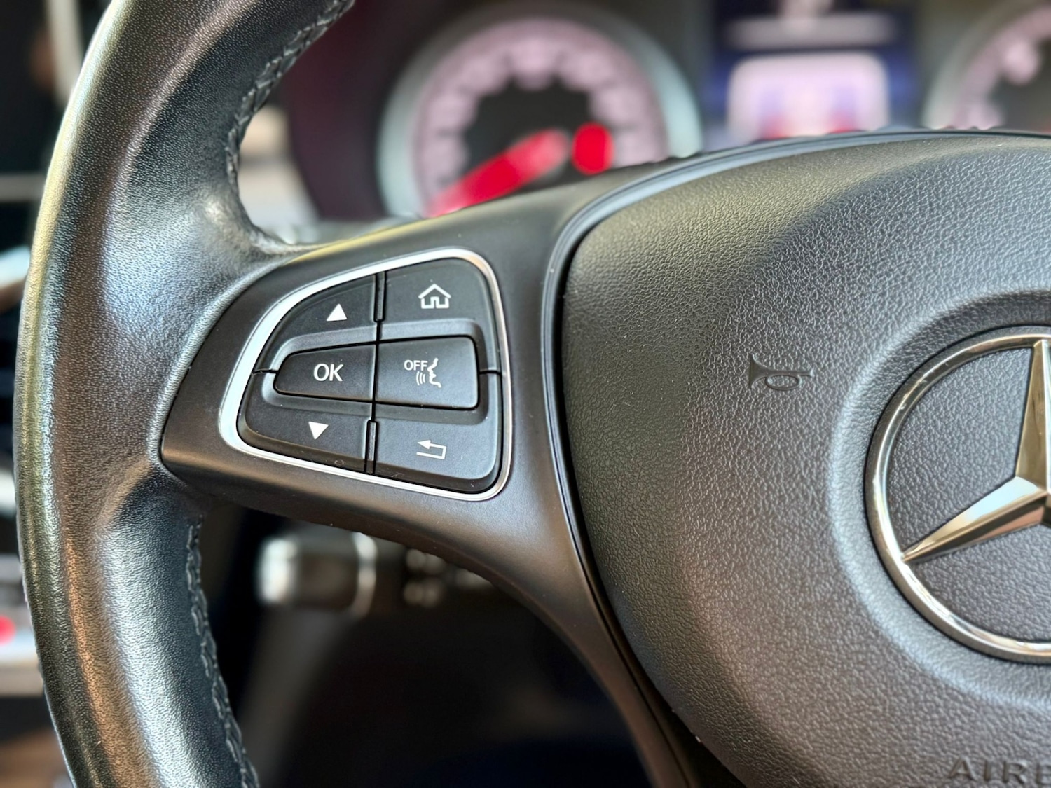 Used Mercedes-Benz C Class 2017 for sale - 76751993: Photo 63