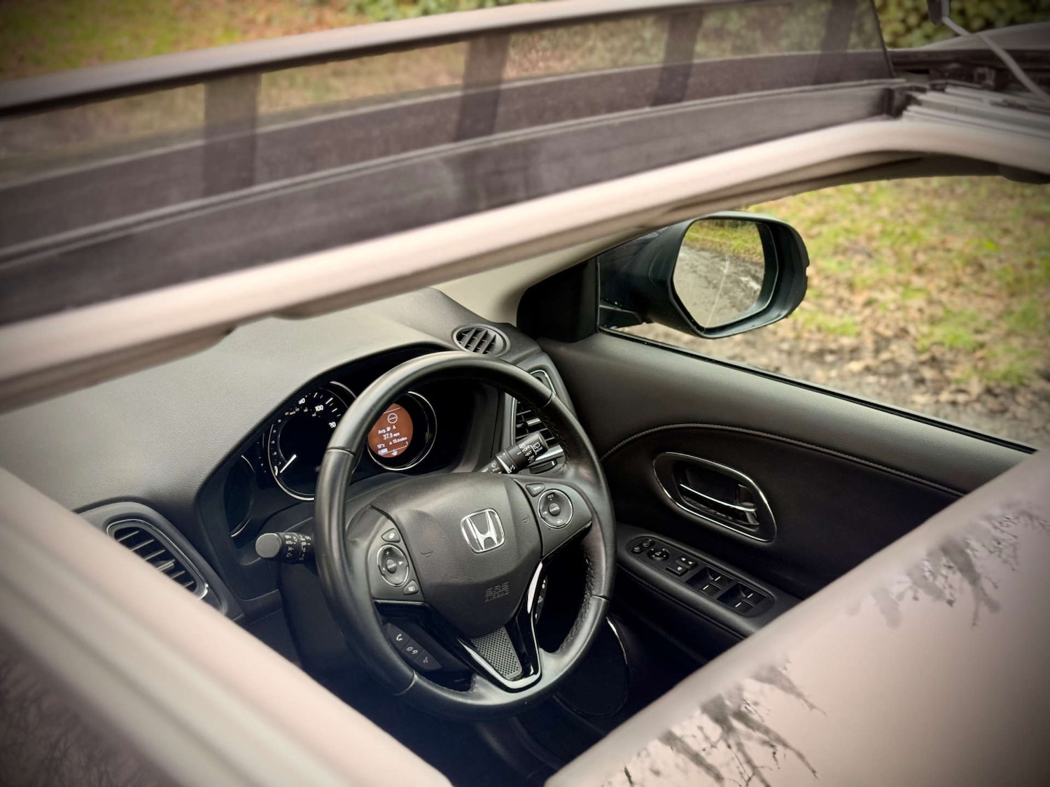 Used Honda HR-V 2016 for sale - 77270964: Photo 32