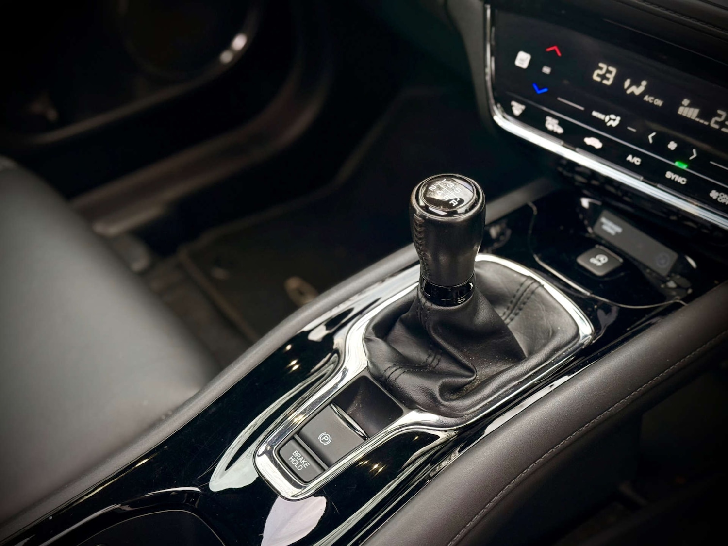 Used Honda HR-V 2016 for sale - 77270964: Photo 6