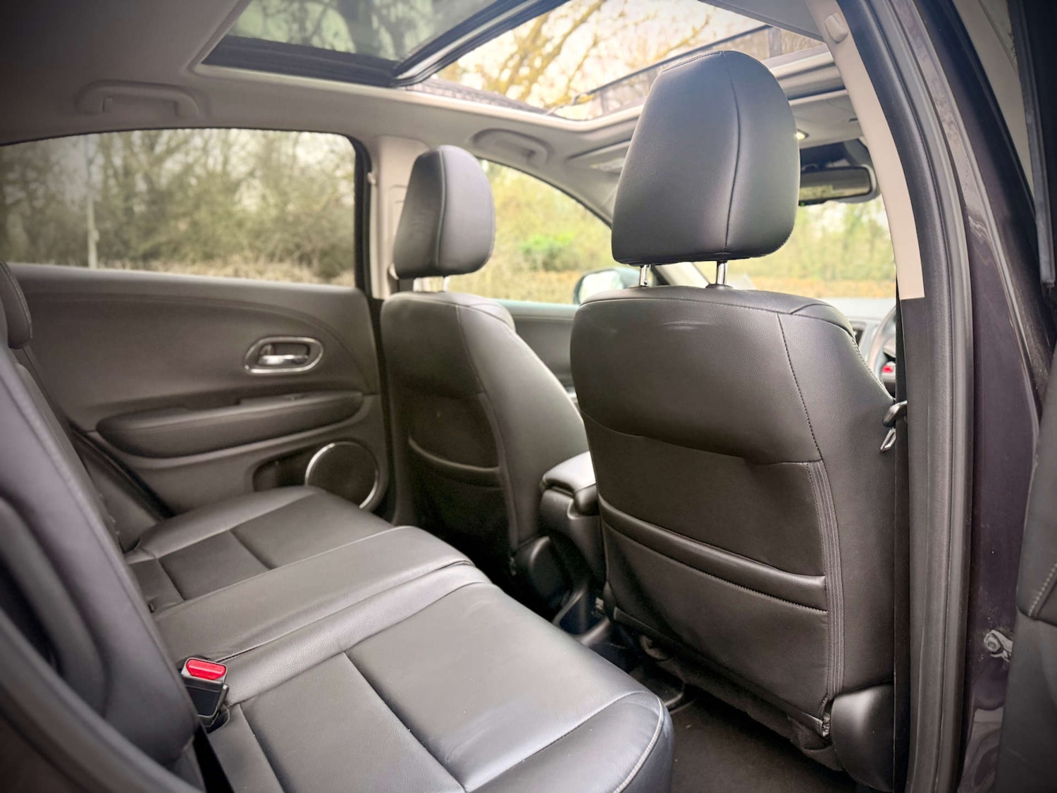 Used Honda HR-V 2016 for sale - 77270964: Photo 65