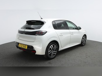 Used Peugeot 208 2021 for sale - 77116984: Photo